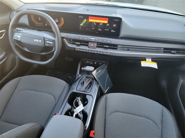 2025 Kia K4 LX photo 26