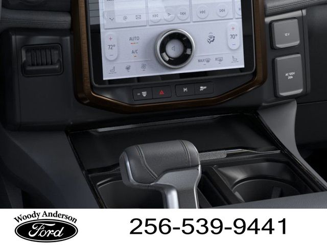 2025 Ford F-150 Lightning Lariat photo 15