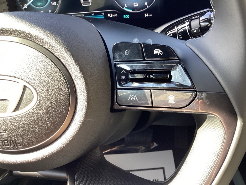 2025 Hyundai Elantra Hybrid Limited photo 33