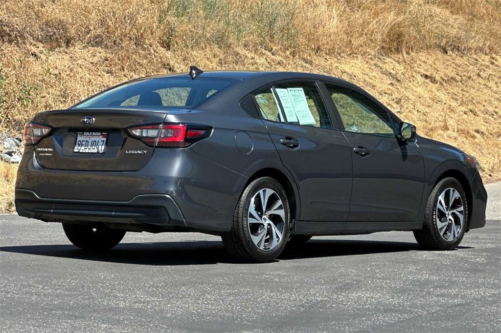 2023 Subaru Legacy Premium photo 4