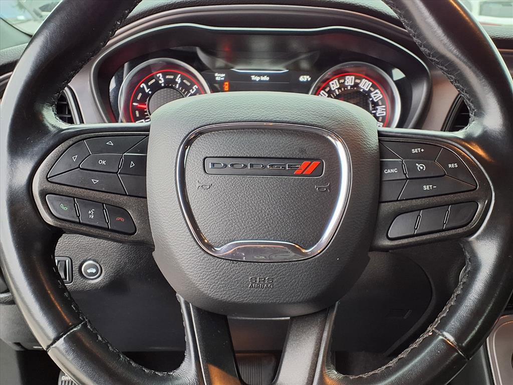 2023 Dodge Challenger SXT photo 9