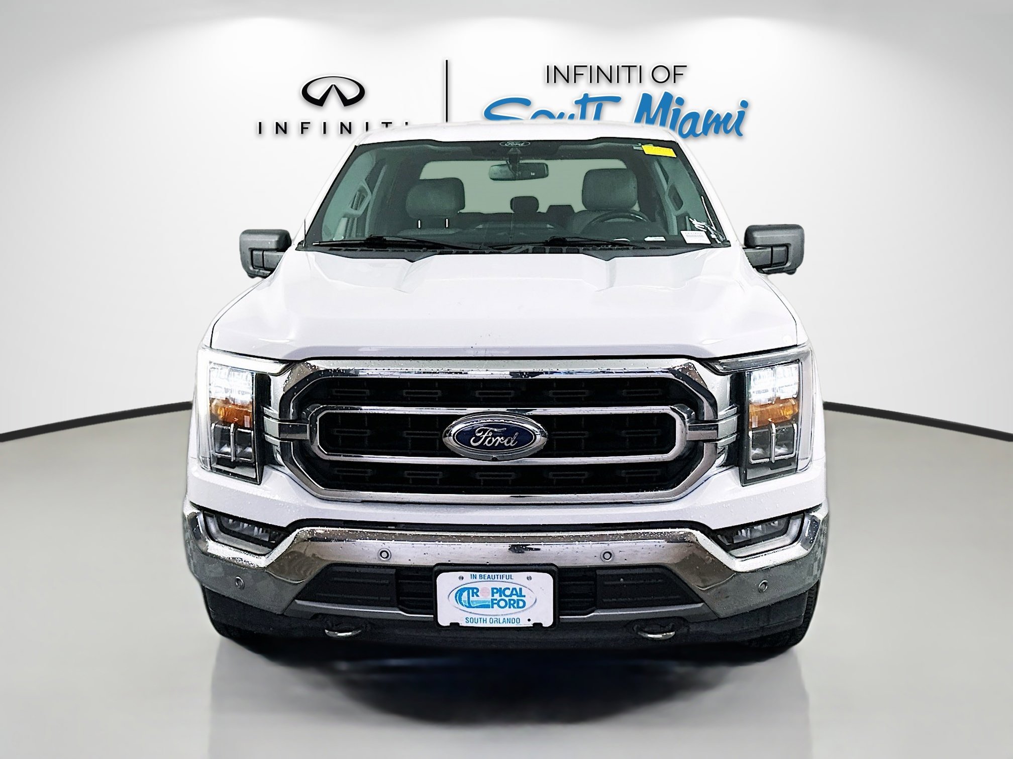 2021 Ford F-150 XLT photo 2