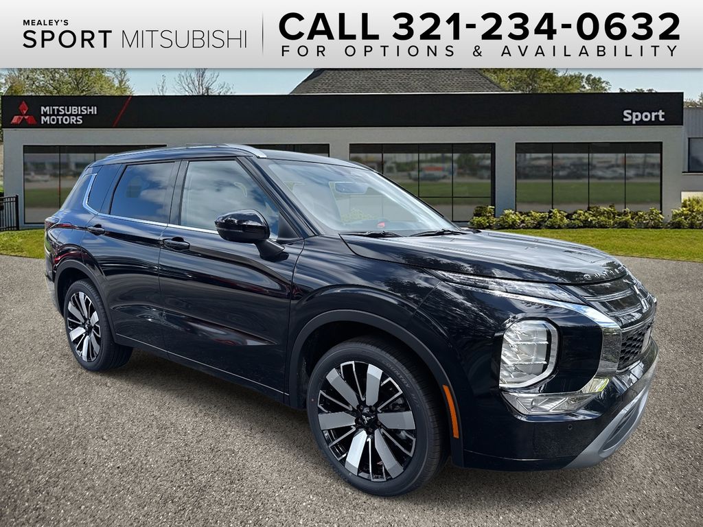 2025 Mitsubishi Outlander SEL's photo