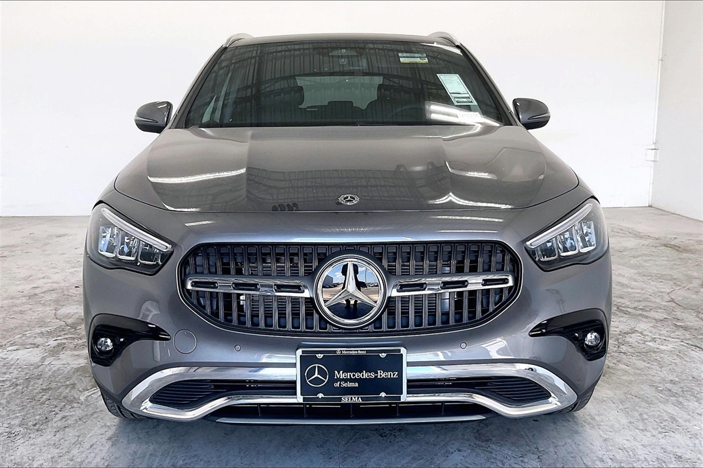 2025 Mercedes Benz GLA 250 4MATIC photo 2