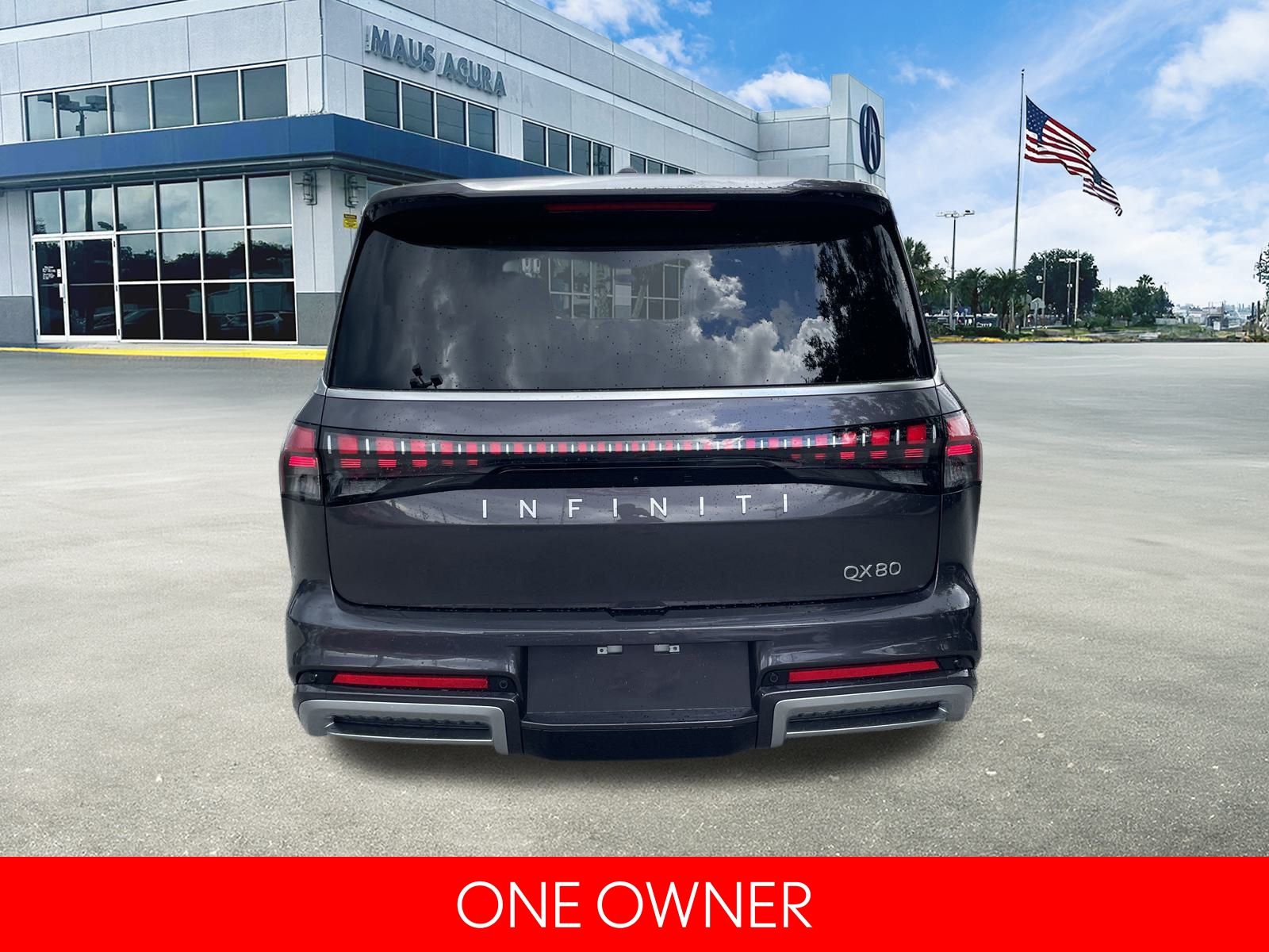 2025 Infiniti QX80 Luxe photo 3