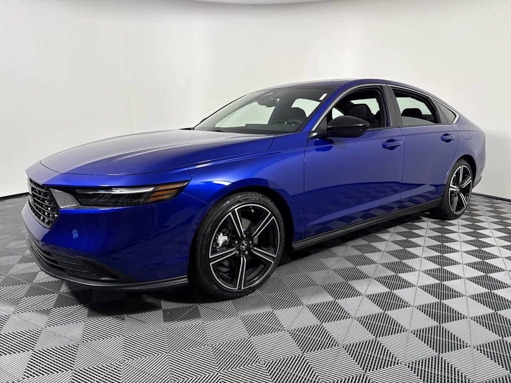 2025 Honda Accord Hybrid Sport photo 2