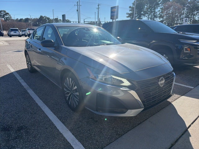2024 Nissan Altima SV