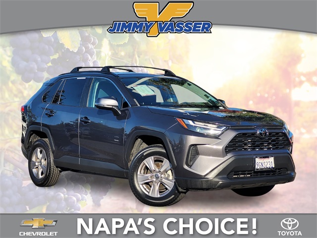 2023 Toyota RAV4 XLE's photo