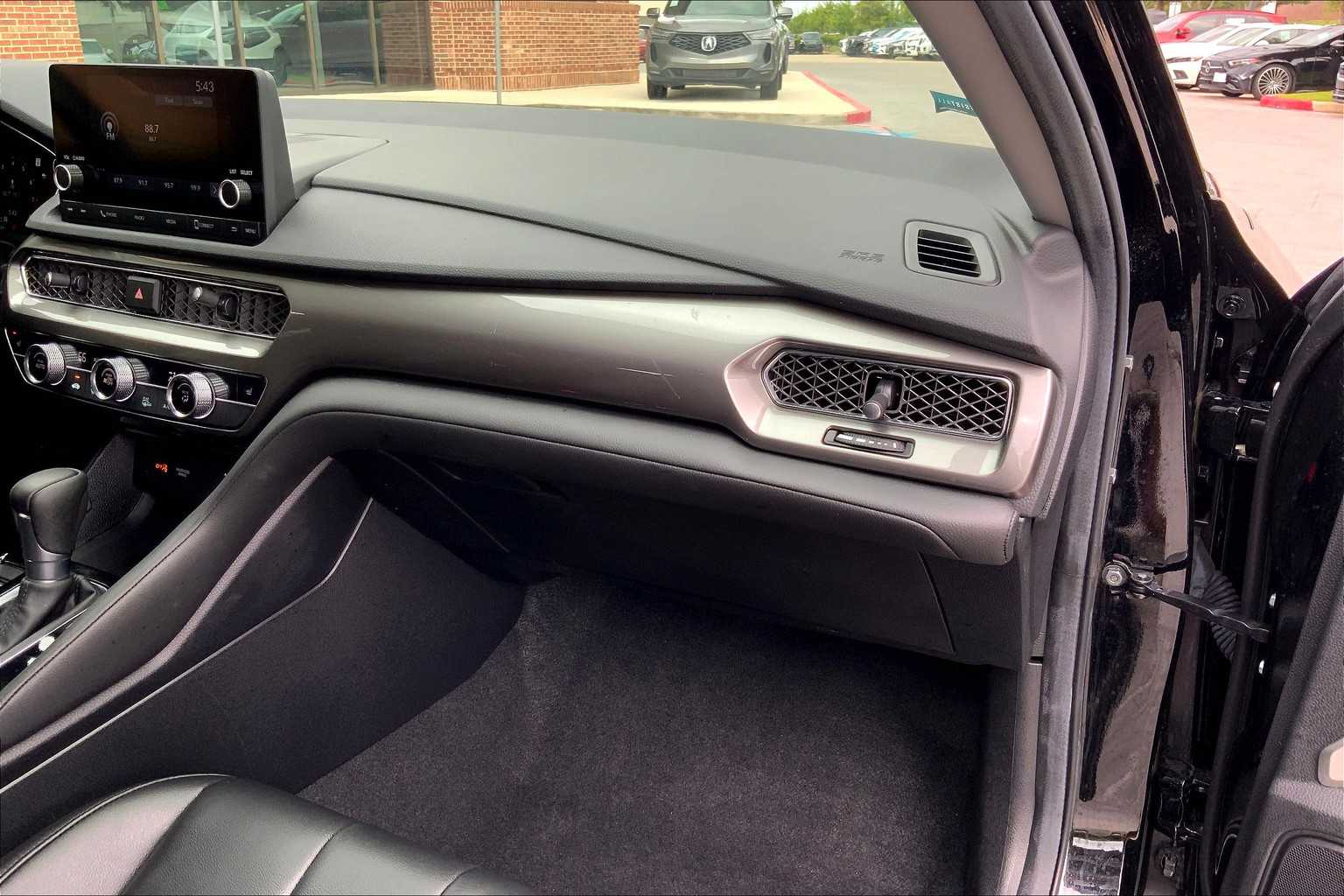 2025 Acura Integra Base photo 17