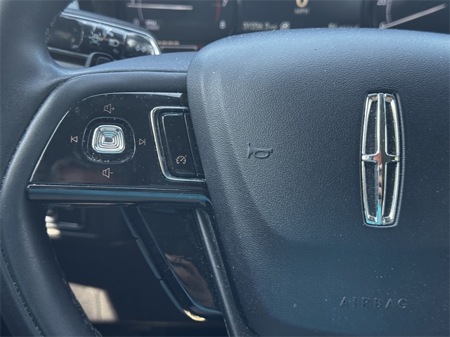 2022 Lincoln Corsair Standard photo 22