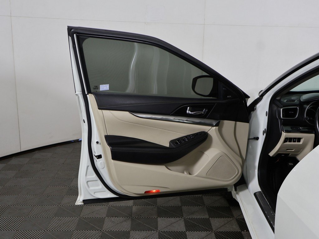 2019 Nissan Maxima SL photo 22