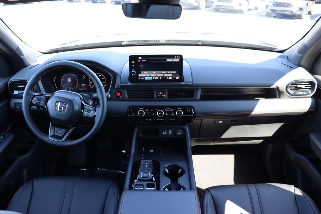 2025 Honda Pilot TrailSport photo 20