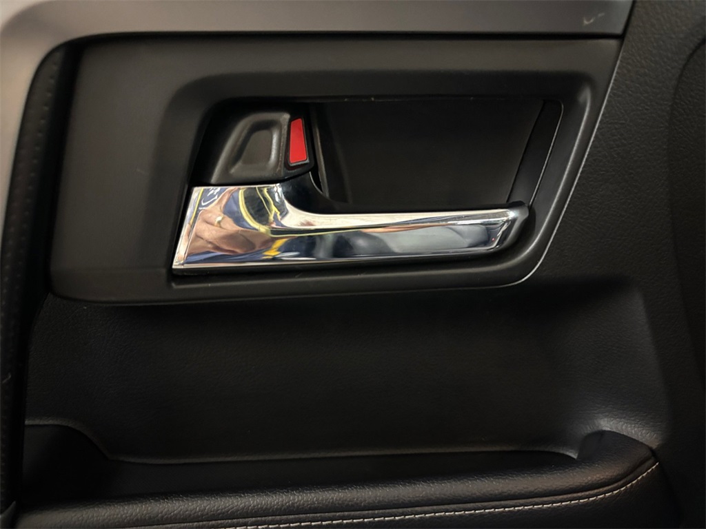 2017 Toyota 4Runner SR5 Premium photo 11