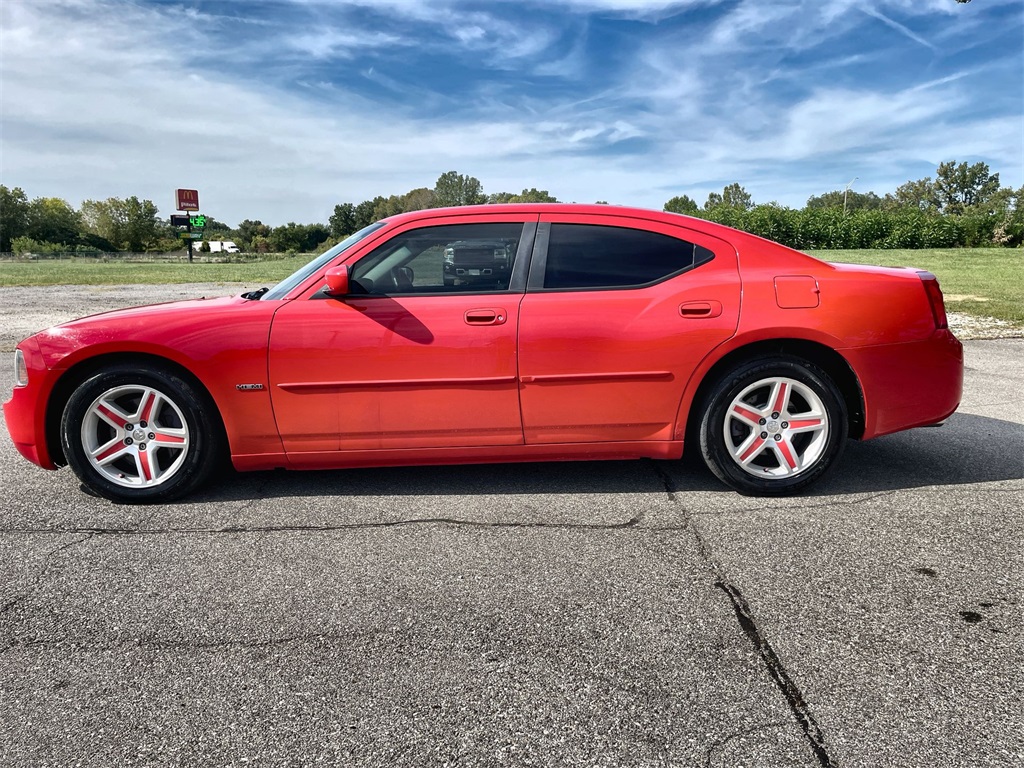 2010 Dodge Charger R/T photo 5