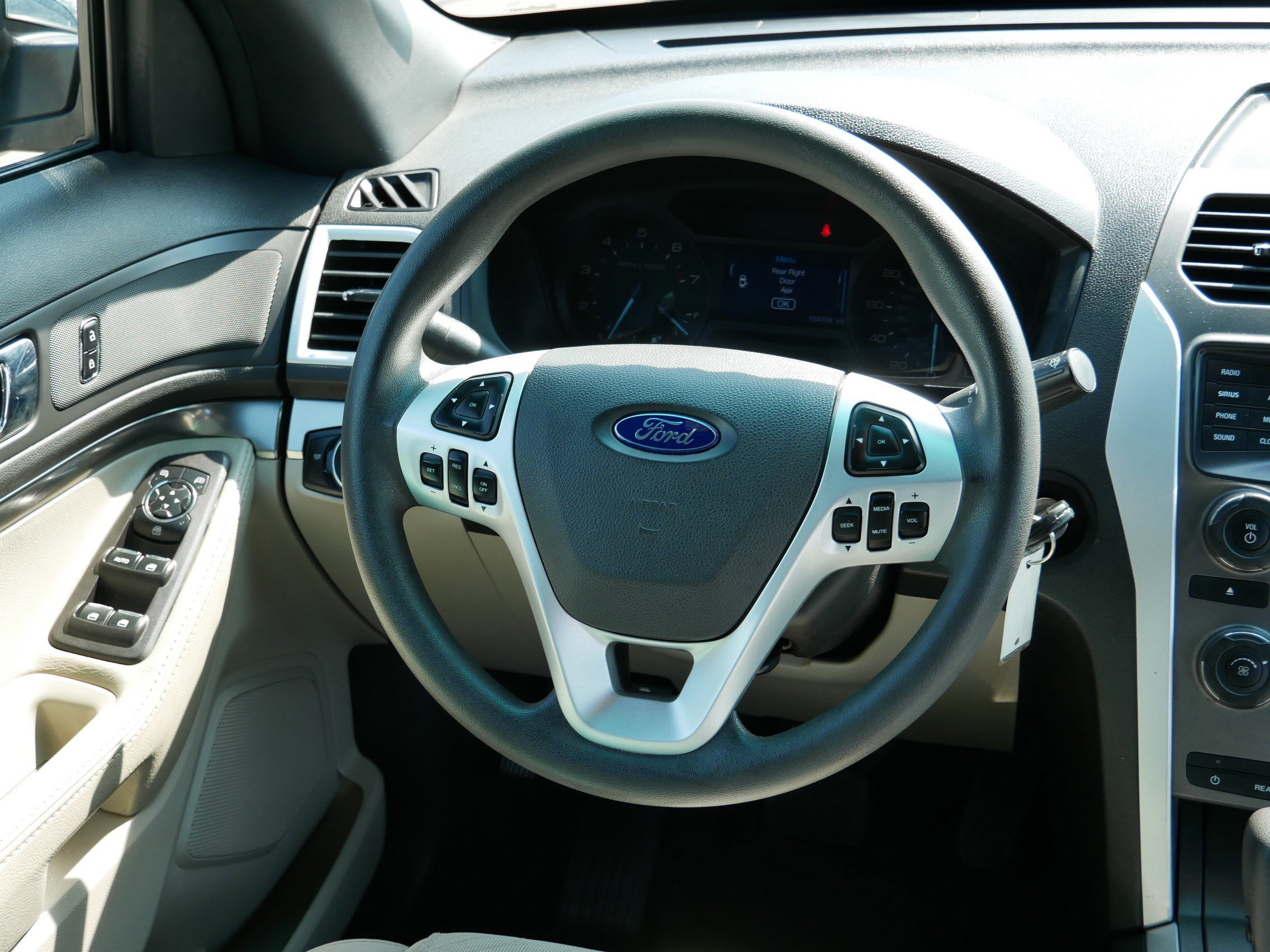 2012 Ford Explorer Base photo 9