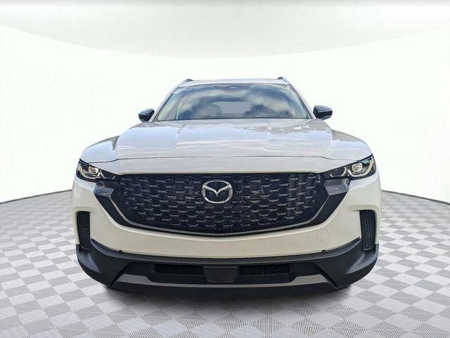 2025 Mazda CX-50 Premium Plus photo 8