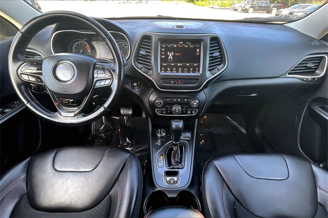 2019 Jeep Cherokee Trailhawk photo 3