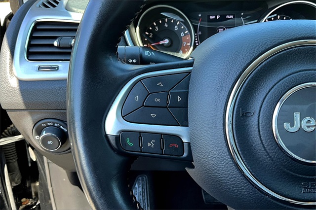 2020 Jeep Compass Latitude photo 11