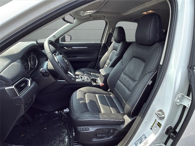 2025 Mazda CX-5 2.5 S Preferred photo 14