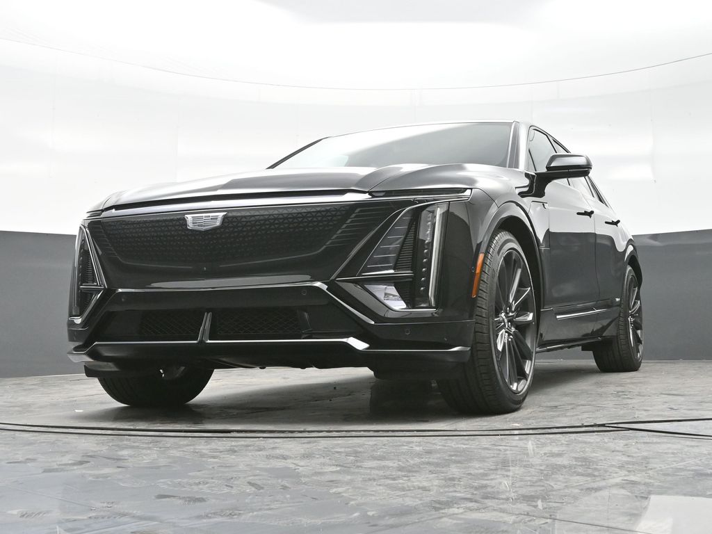 2026 Cadillac Lyriq photo 16
