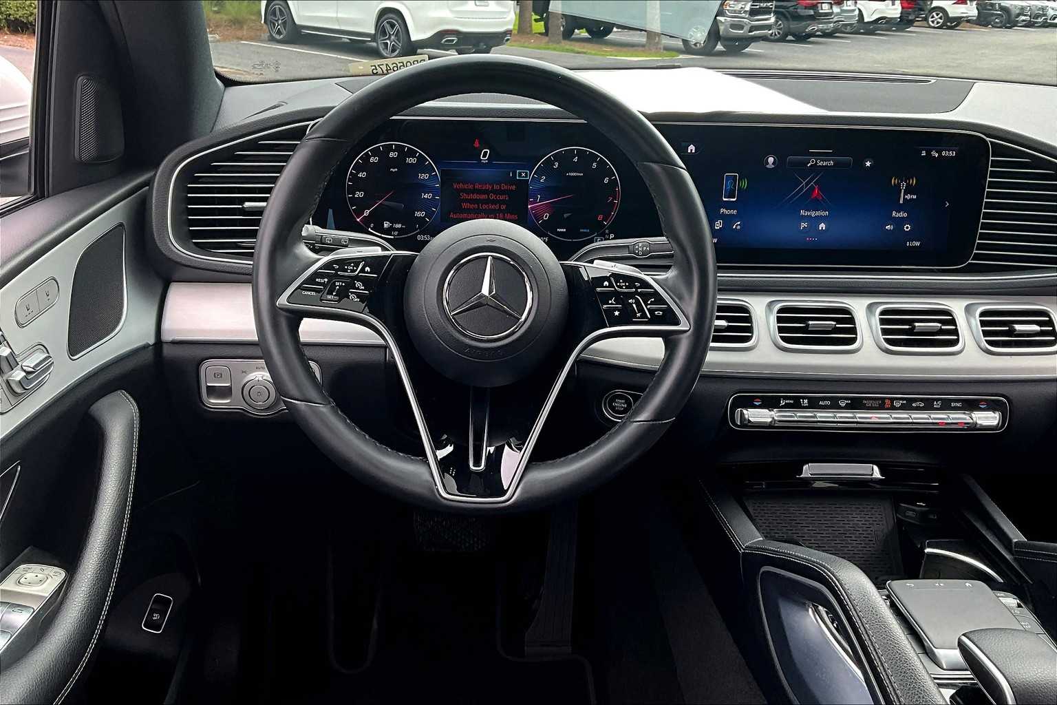 2024 Mercedes Benz GLE 350 4MATIC photo 4
