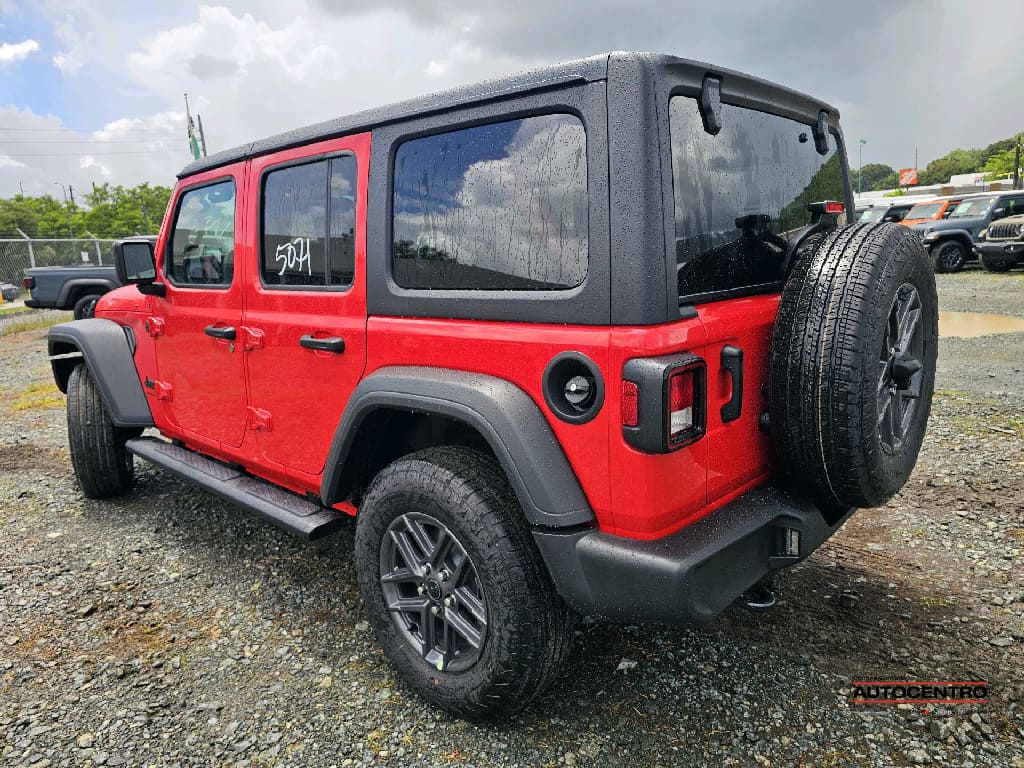 2025 Jeep Wrangler photo 2