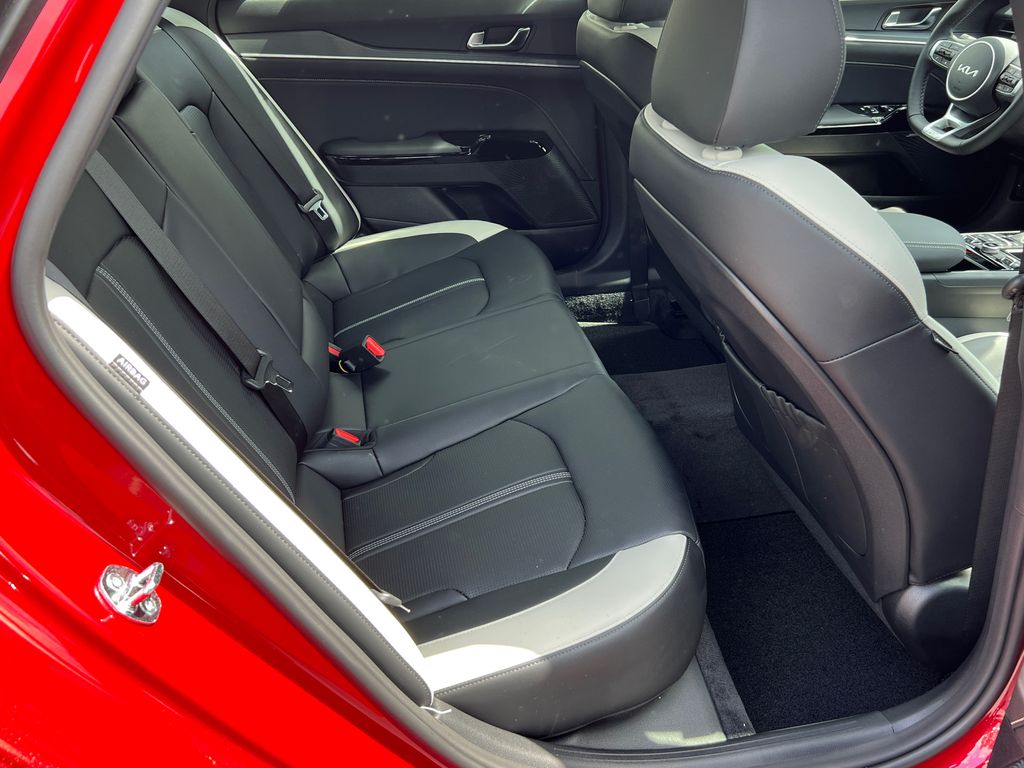 2025 Kia K5 GT-Line photo 15