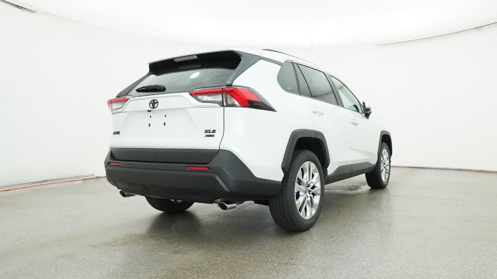 2025 Toyota RAV4 XLE Premium photo 19