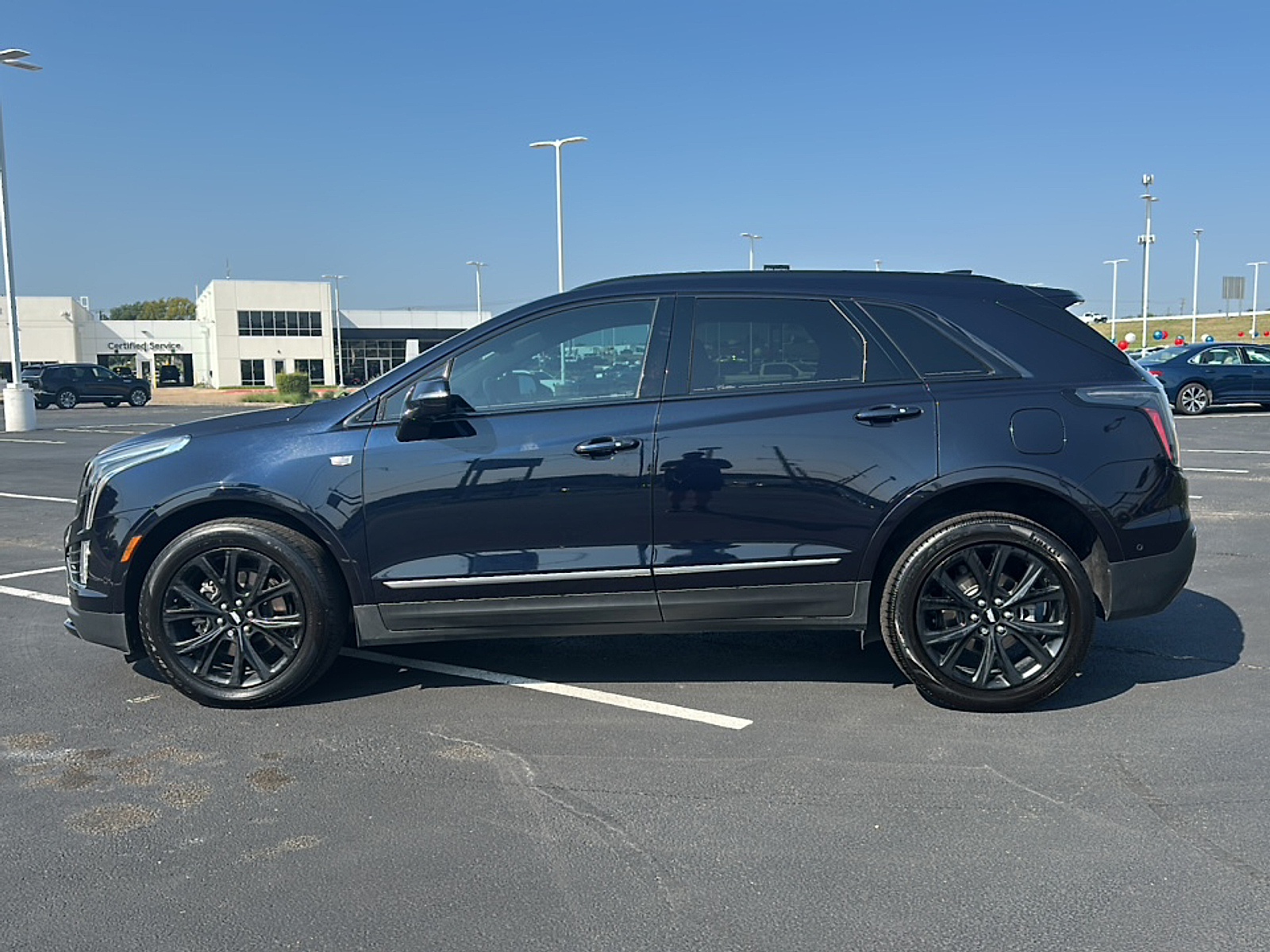 2021 Cadillac XT5 Sport photo 3