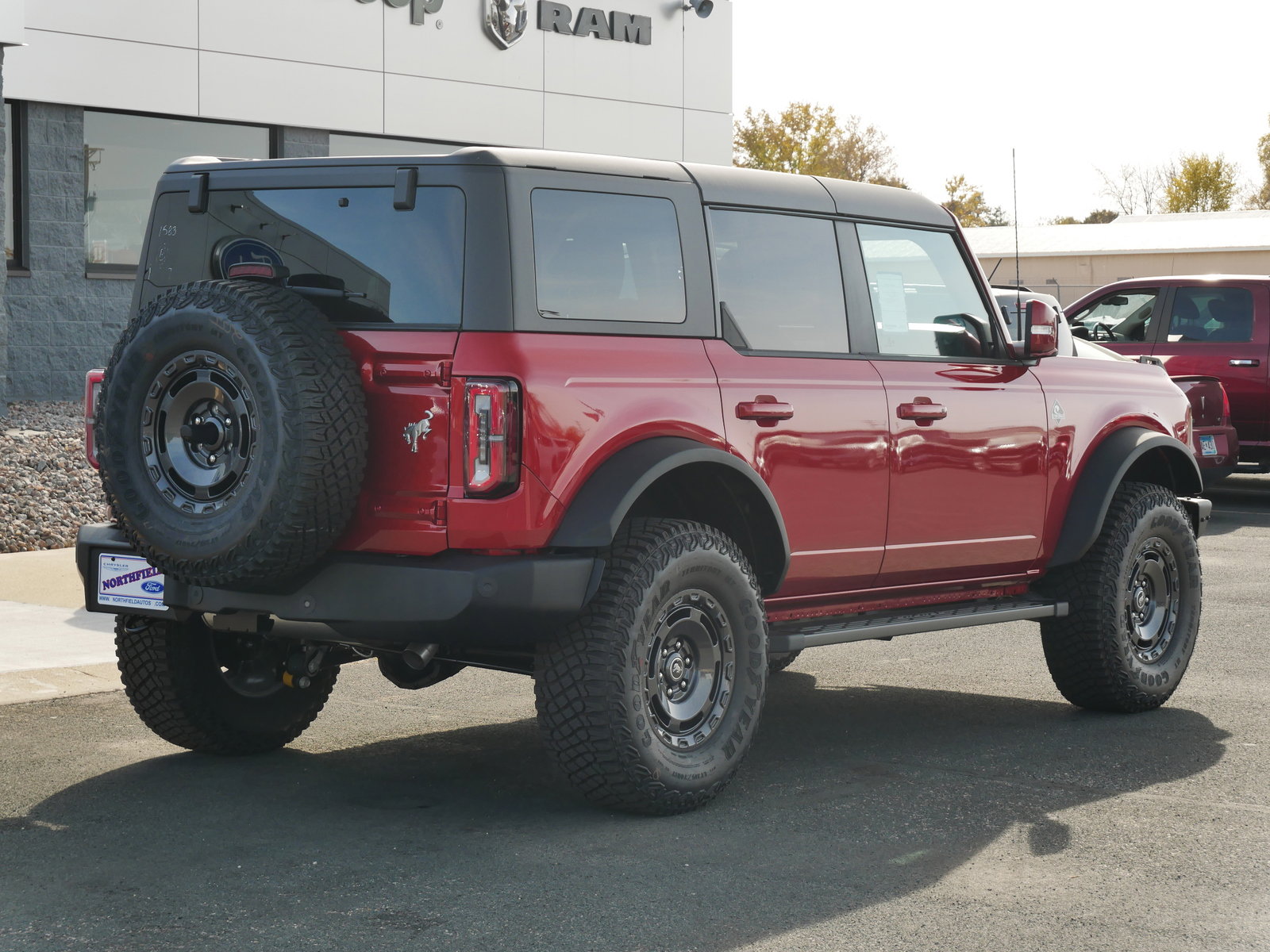 2024 Ford Bronco Outer Banks photo 3