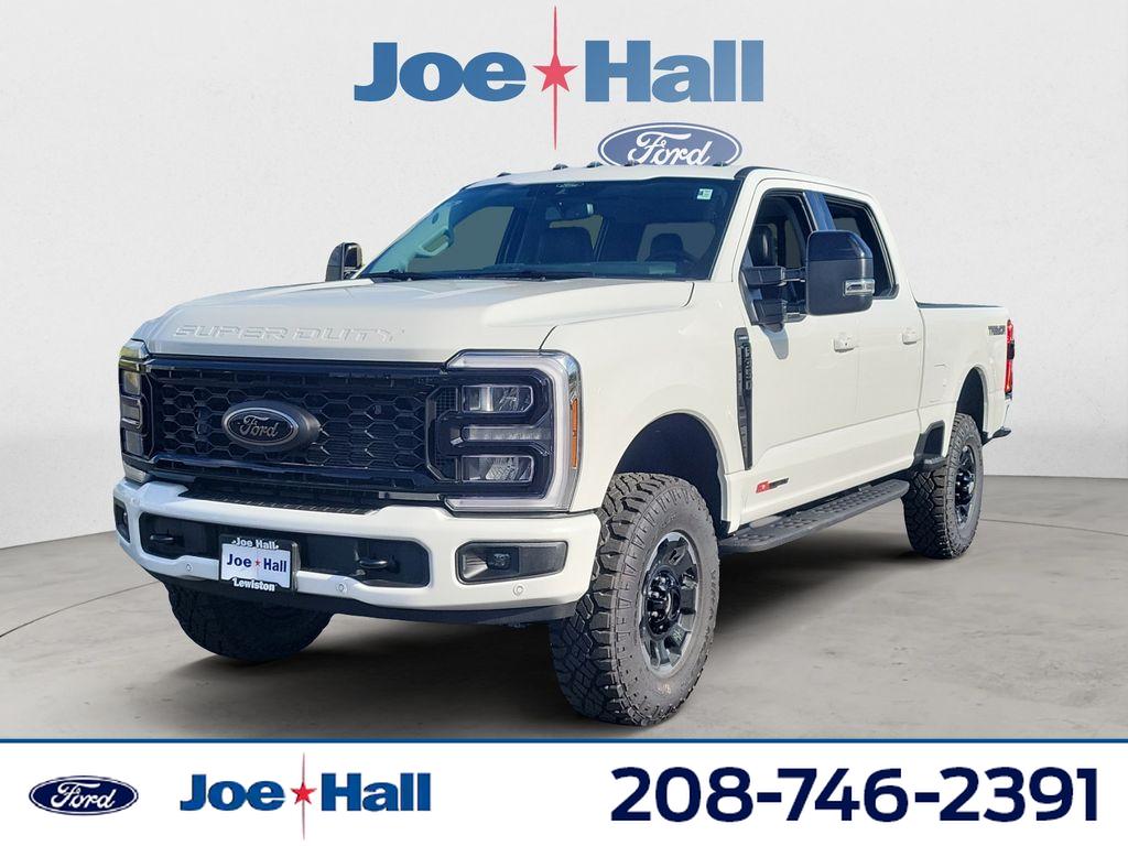2025 Ford F-350 Super Duty Lariat's photo