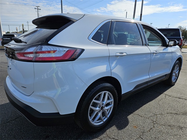 2024 Ford Edge SEL photo 7