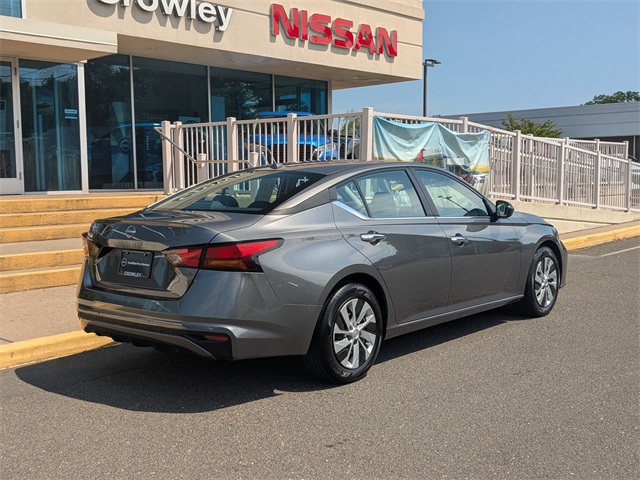 2025 Nissan Altima 2.5 S photo 3