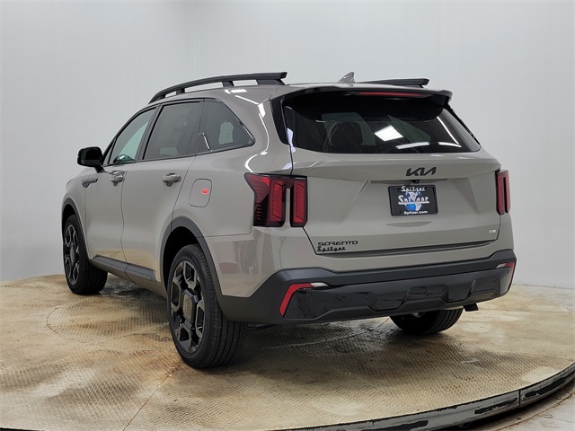 2026 Kia Sorento EX photo 4