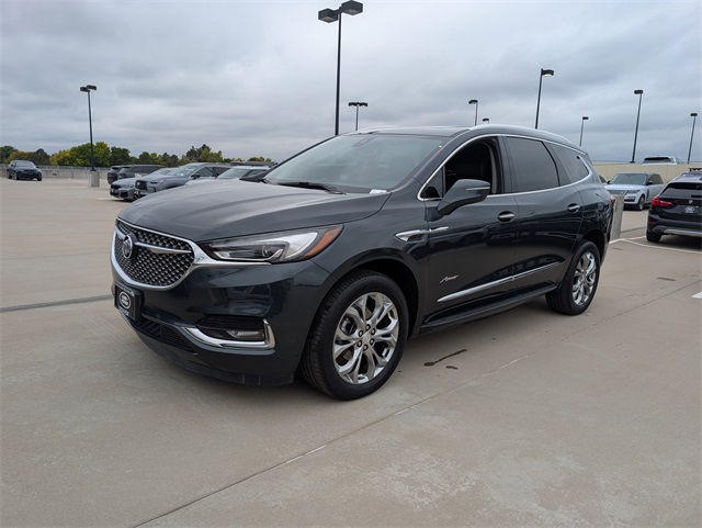 2021 Buick Enclave Avenir photo 2