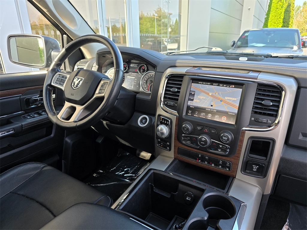 2015 Ram 1500 Laramie photo 32