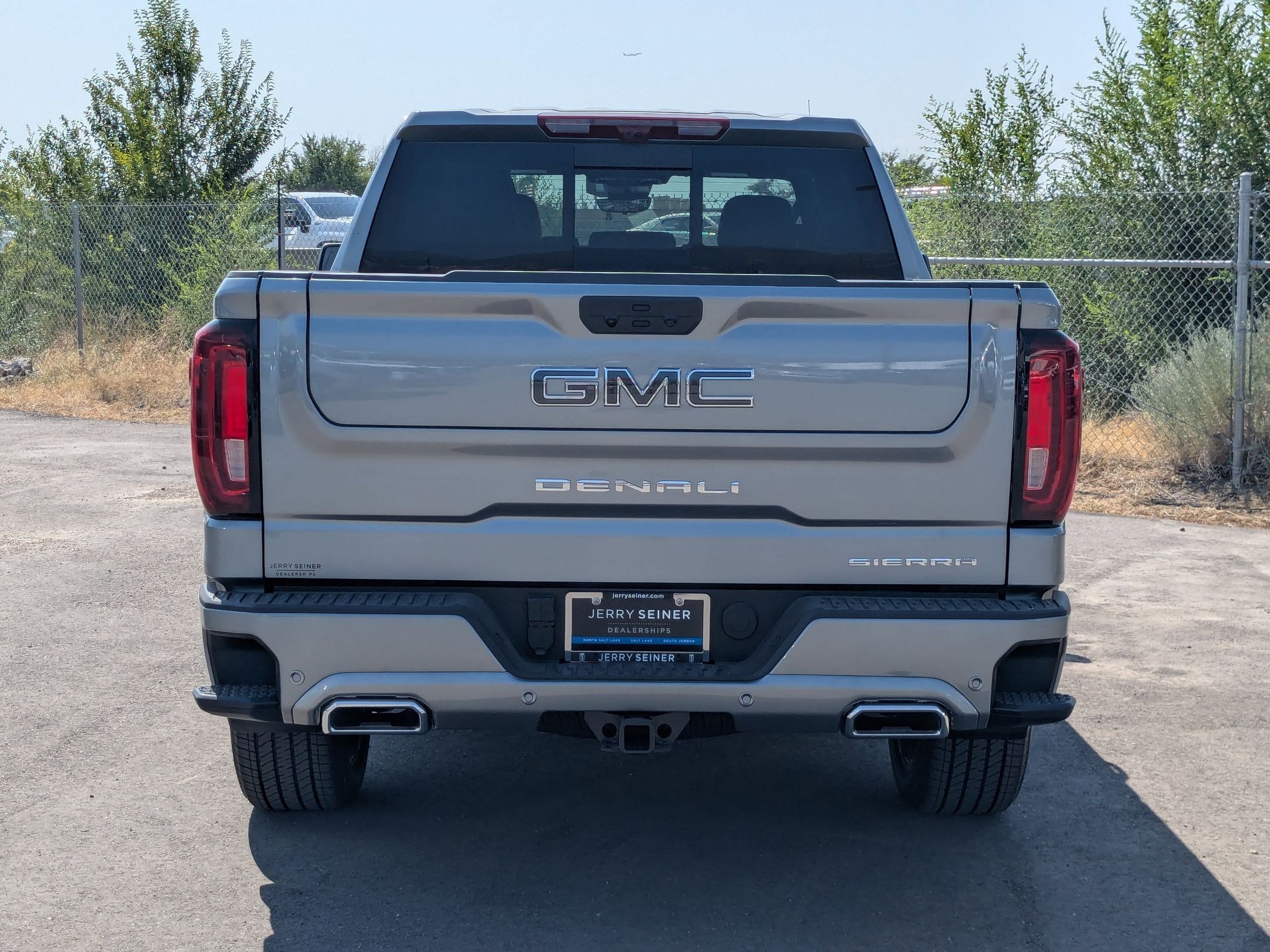 2026 Gmc Sierra 1500 Denali Ultimate photo 3