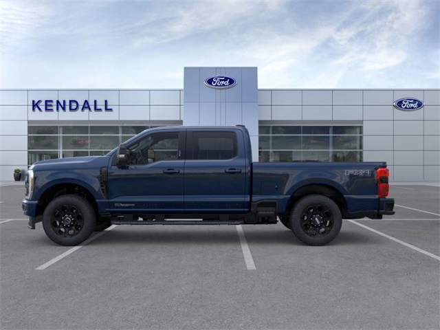 2025 Ford F-250 photo 2