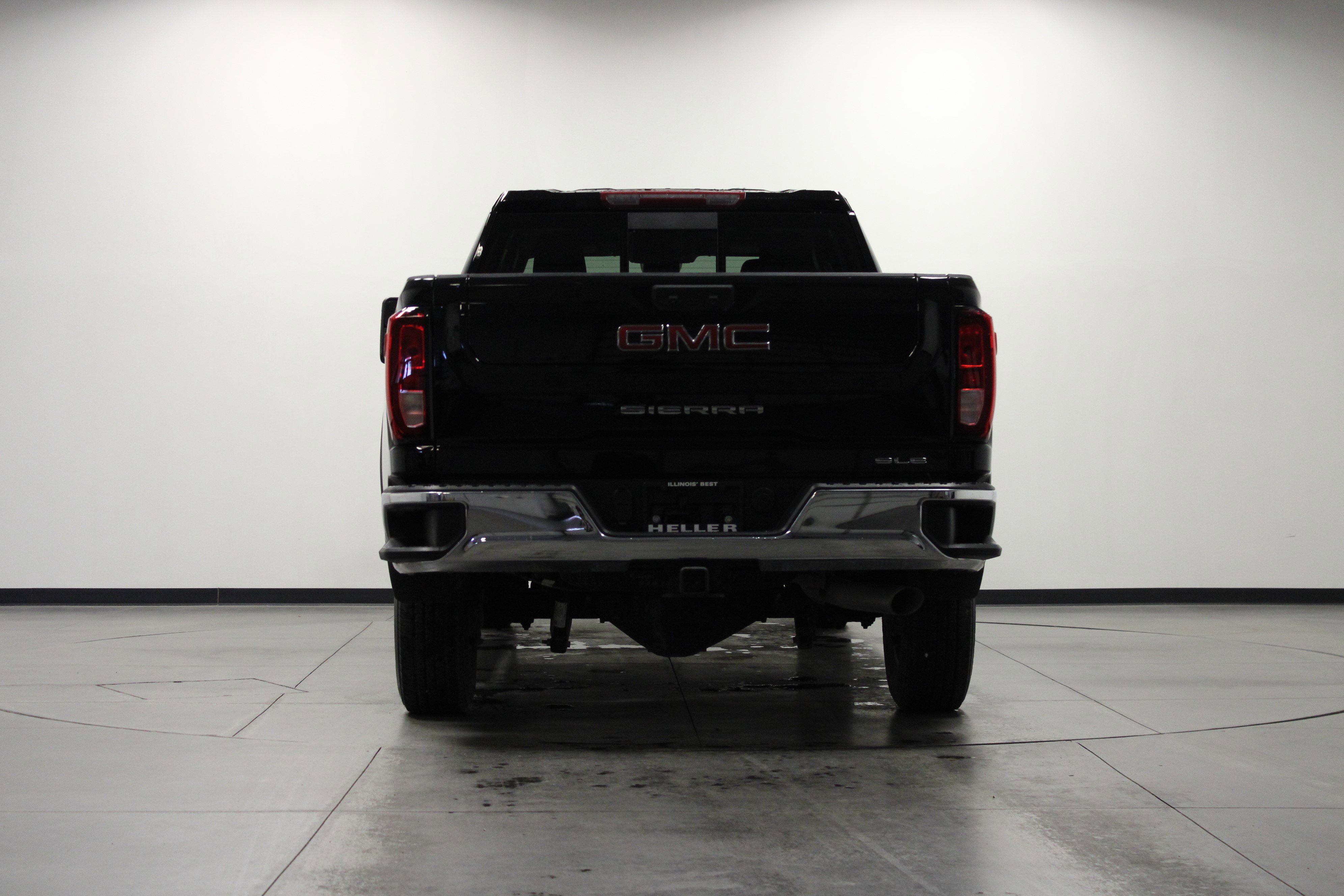 2024 Gmc Sierra HD SLE photo 4