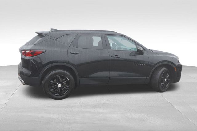 2021 Chevrolet Blazer 2LT photo 2