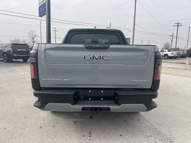 2025 Gmc Sierra EV Denali photo 8