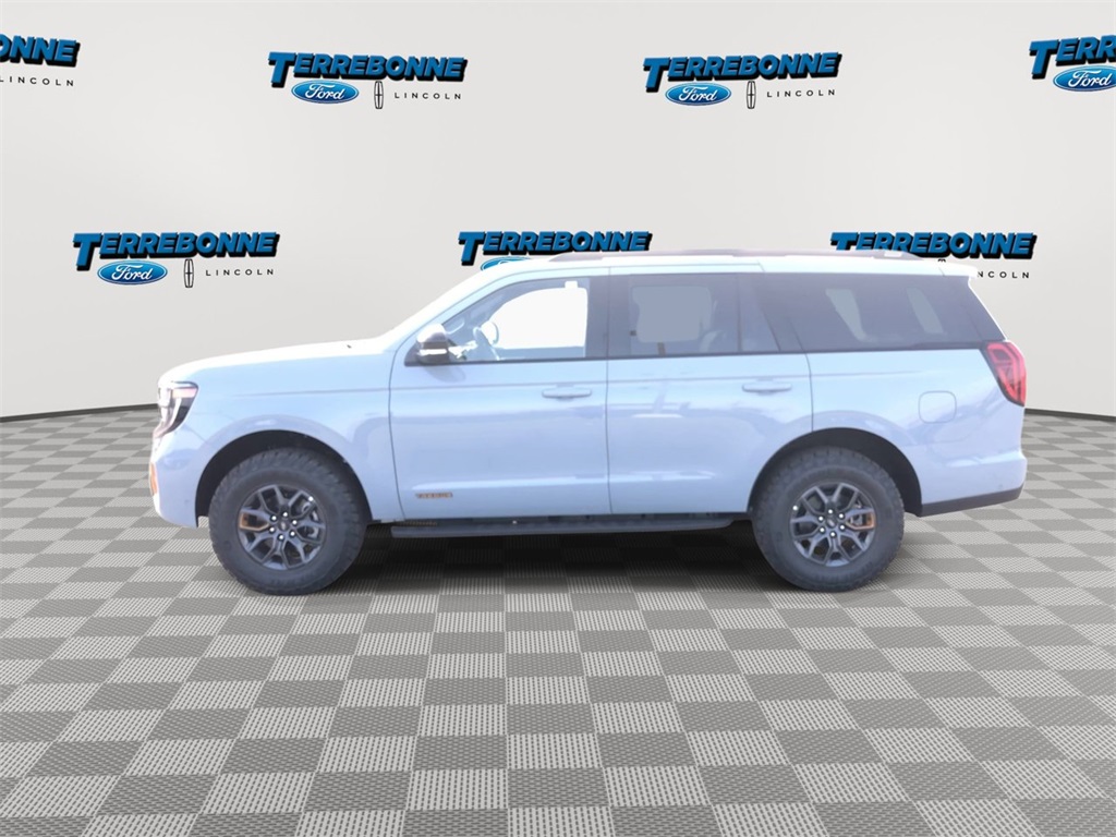 2025 Ford Expedition photo 4