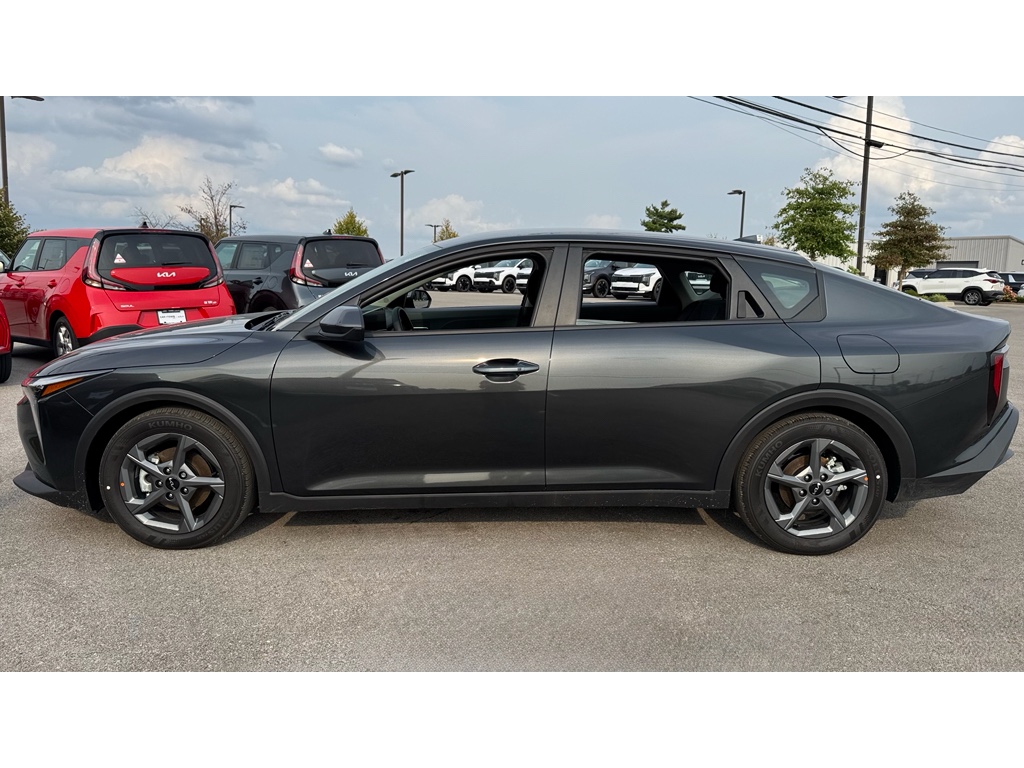 2025 Kia K4 LXS photo 21