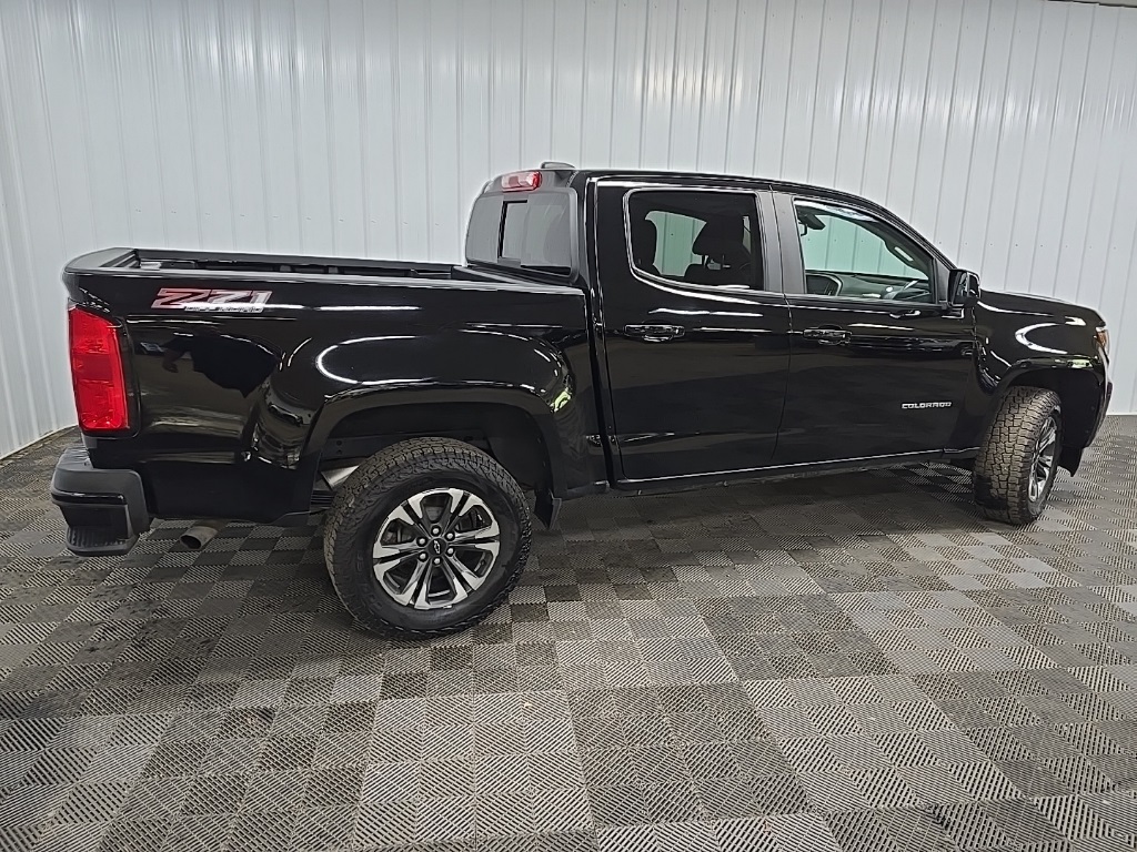 2022 Chevrolet Colorado Z71 photo 3