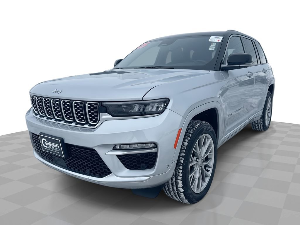 2025 Jeep Grand Cherokee Summit's photo