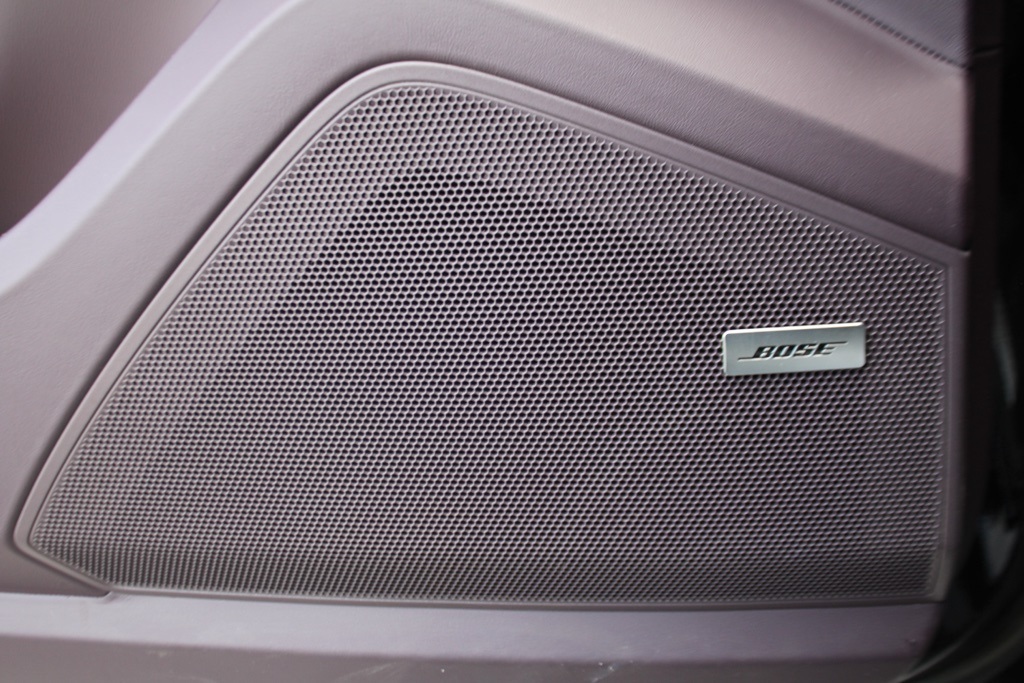 2025 Porsche Cayenne Coupe Base photo 17