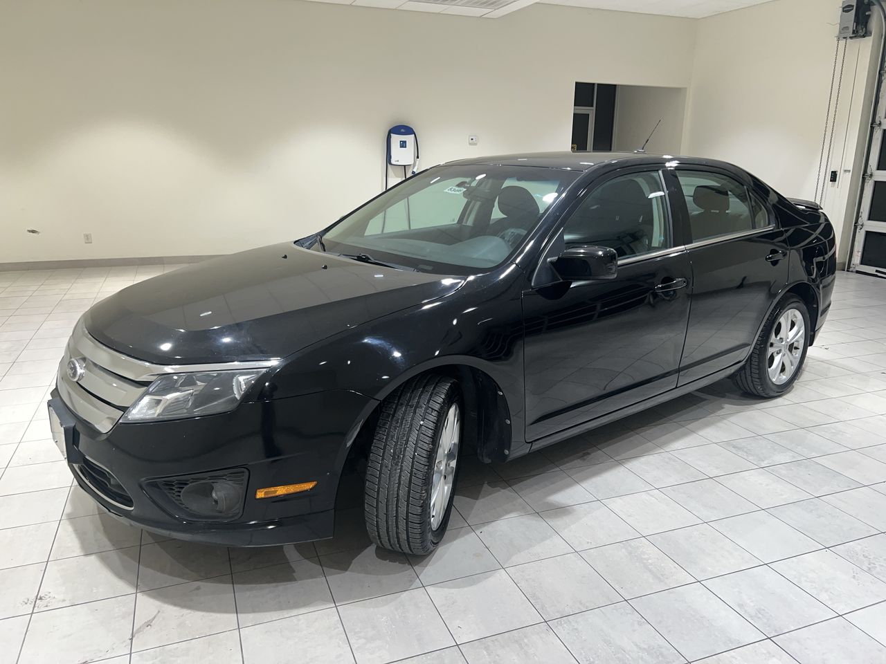 2012 Ford Fusion SE photo 28