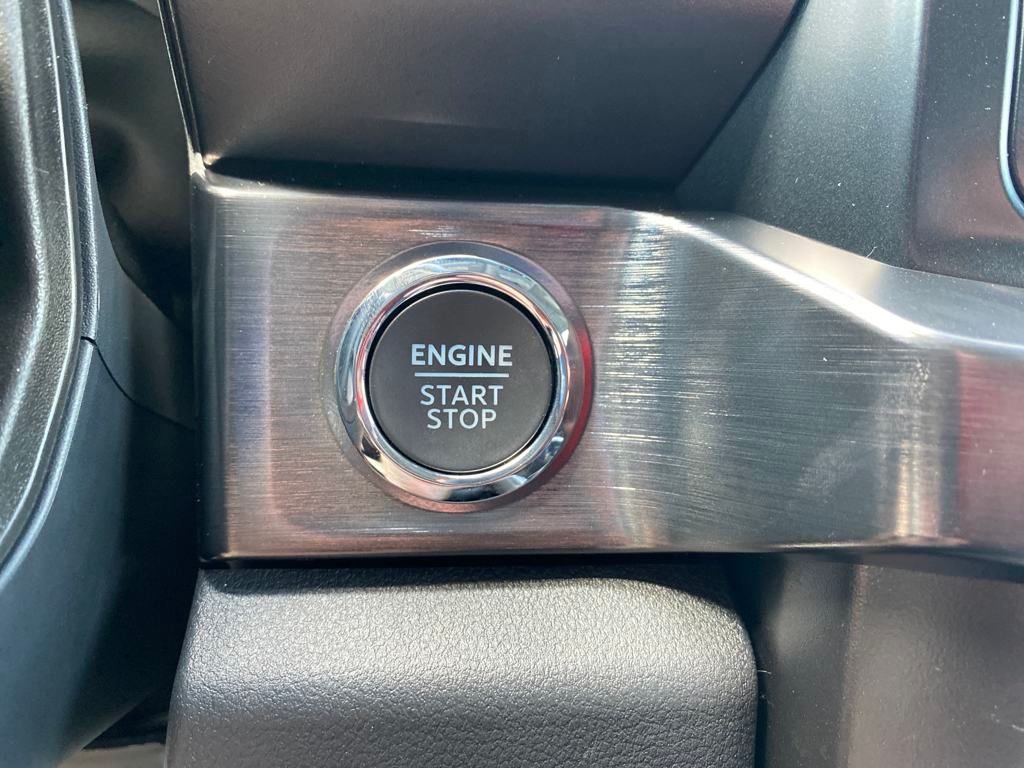 2025 Ford F-250 Lariat photo 40