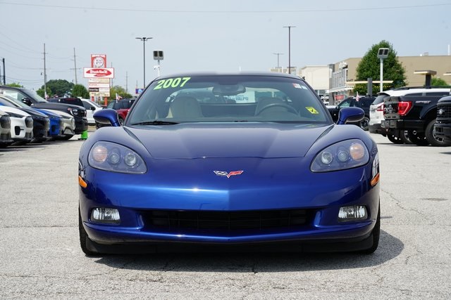 2007 Chevrolet Corvette 2LT photo 2