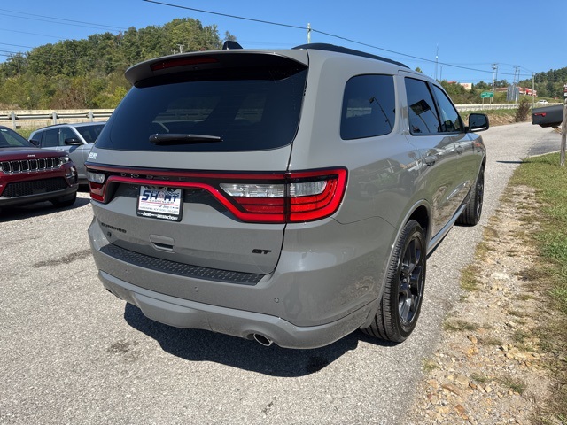 2026 Dodge Durango GT Premium photo 2